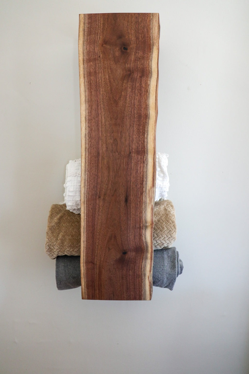 Live Edge Sheesham Waterfall Shelf – Handmade Solid Wood Towel Shelf & Wall Display