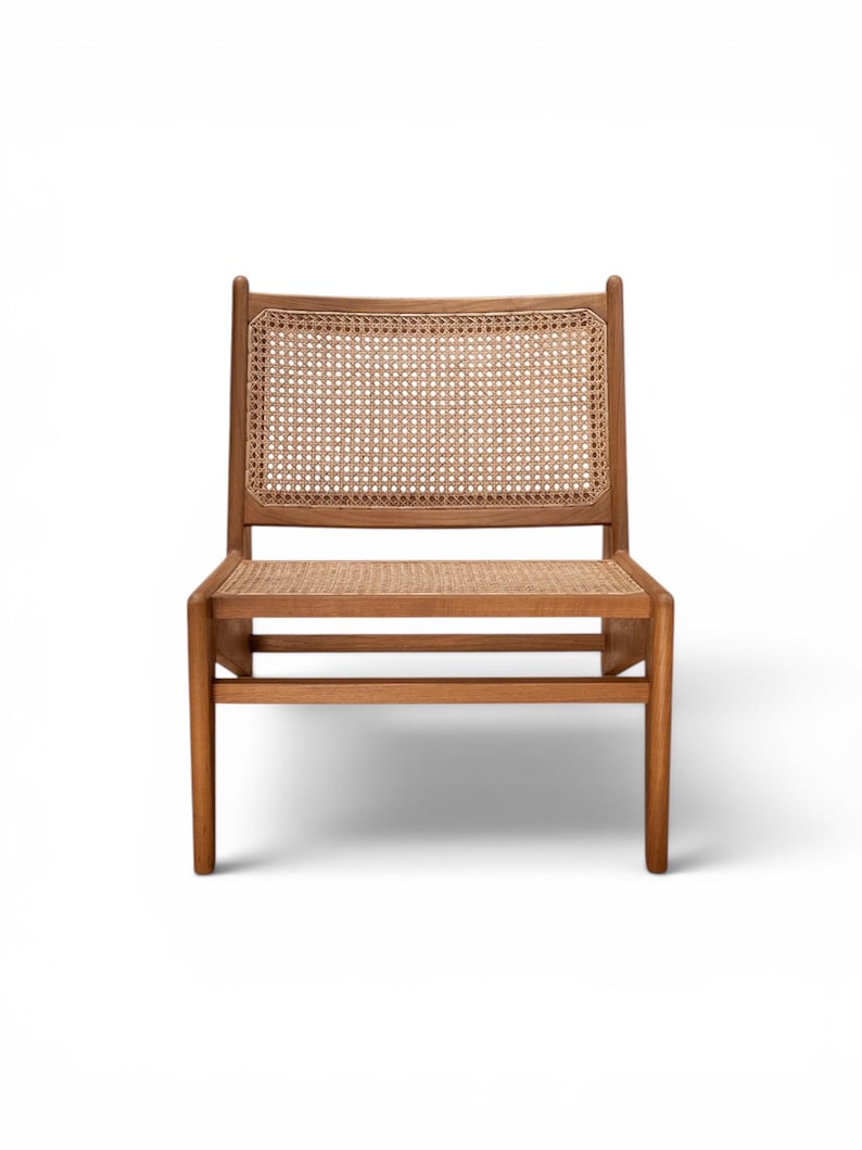 Sheesham Wood Kangaroo Chair – Handcrafted Solid Wood Lounge & Accent Chair