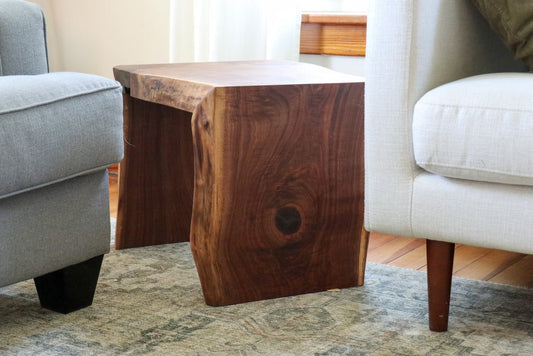 Live Edge Sheesham Waterfall Side Table – Solid Wood Coffee / End Table with Natural Edge